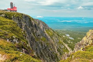 Nemusíte až do Alp. Horské stezky s krásnou scenérií najdete i v Česku - Novinky